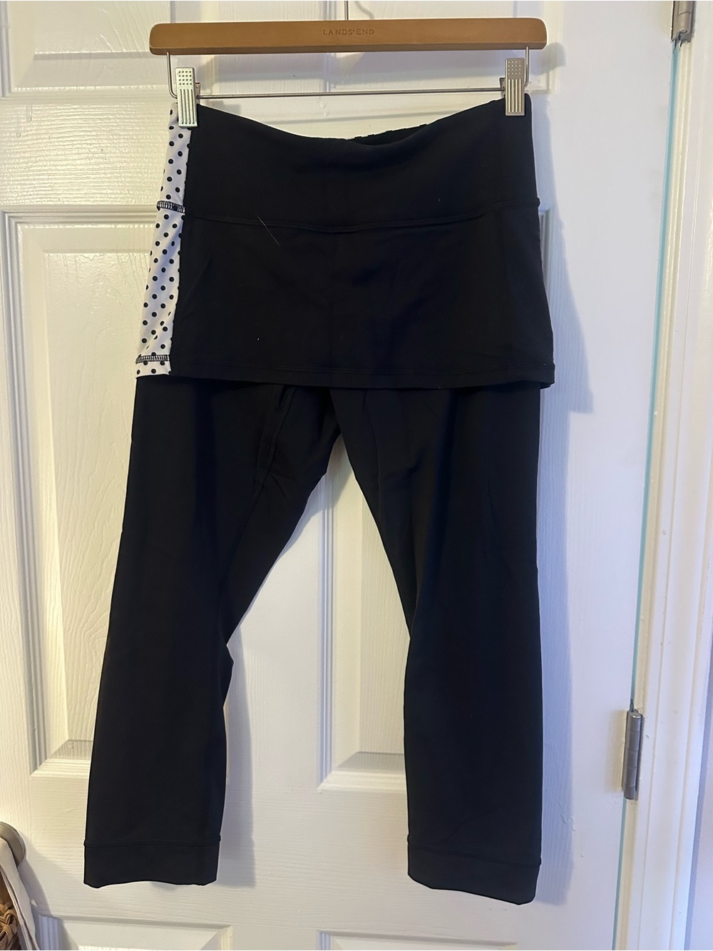 THROWBACK lululemon athletica Capri Leggings with Skirt Layered Polka Dot Detail